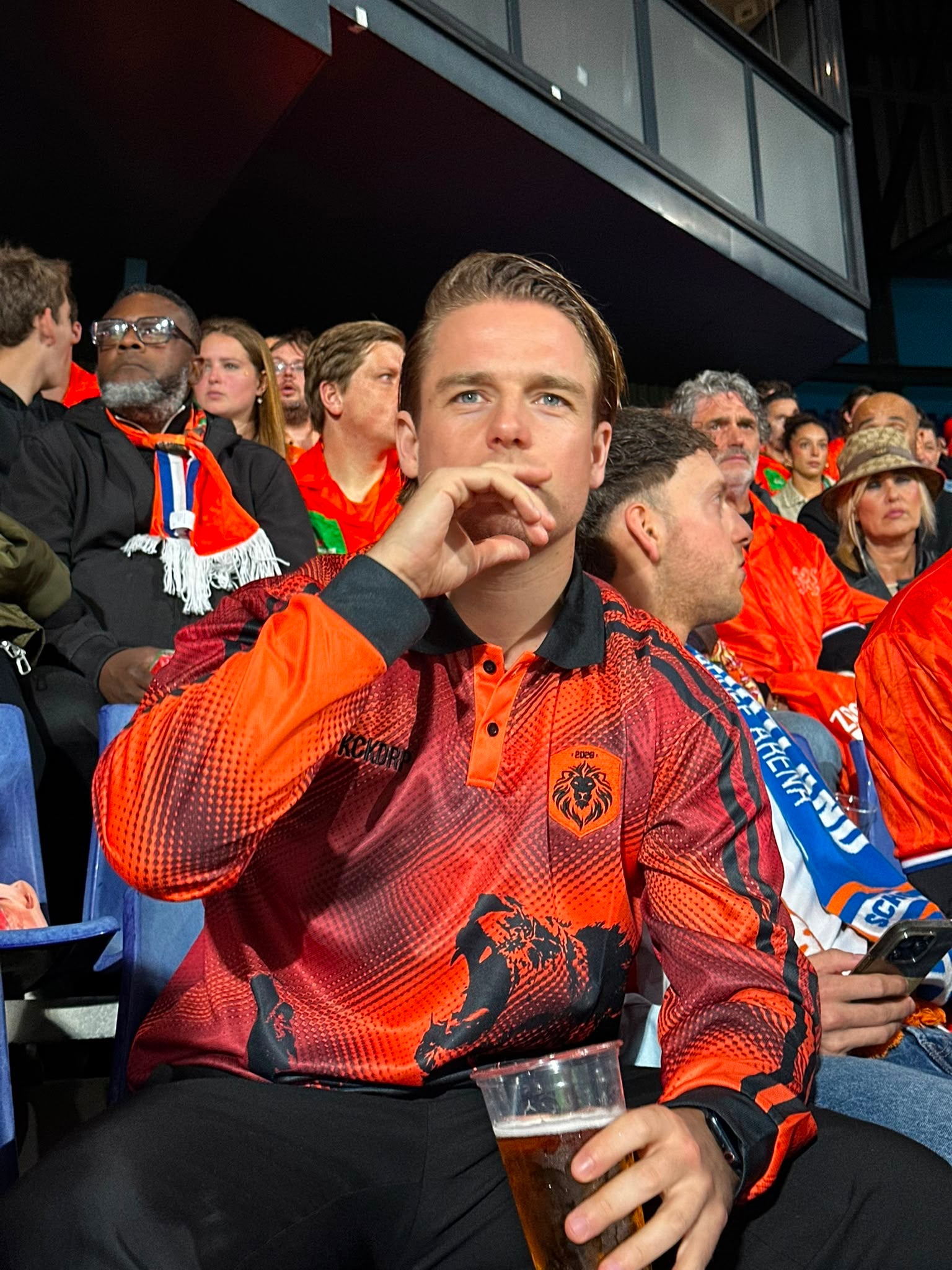 DROP004.WK ORANJE SALE